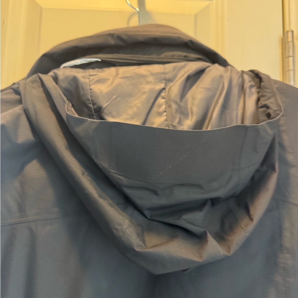 REI women’s Dark Gray or light black Jacket(outer shell) - Picture 7 of 9